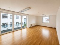 Hauptbild VERMIETUNG: Büroräume in Vahrenwald110 m² | 990 EUR kalt | 4 Räume inkl. Küche